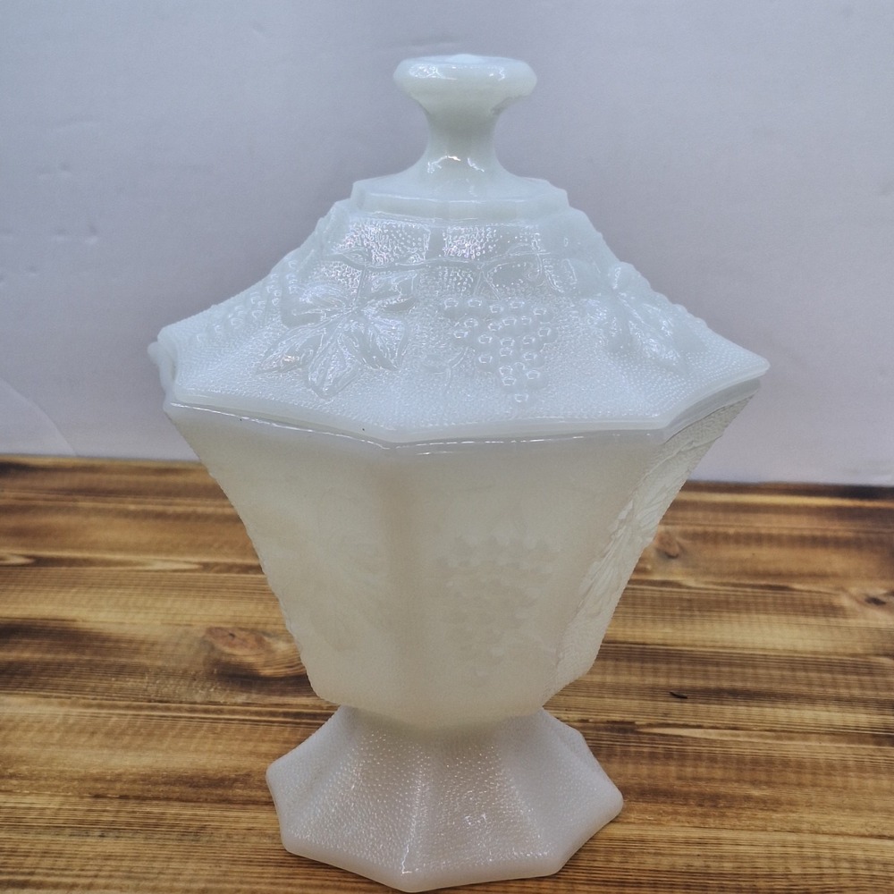 Vintage Anchor Hocking Milk‎ Glass Candy Dish with Lid. Grape Pattern.